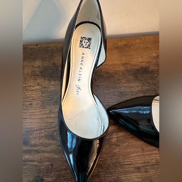 Like new! Ann Klein iflex black patent leather d’orsey heels size 6m - Picture 5 of 10